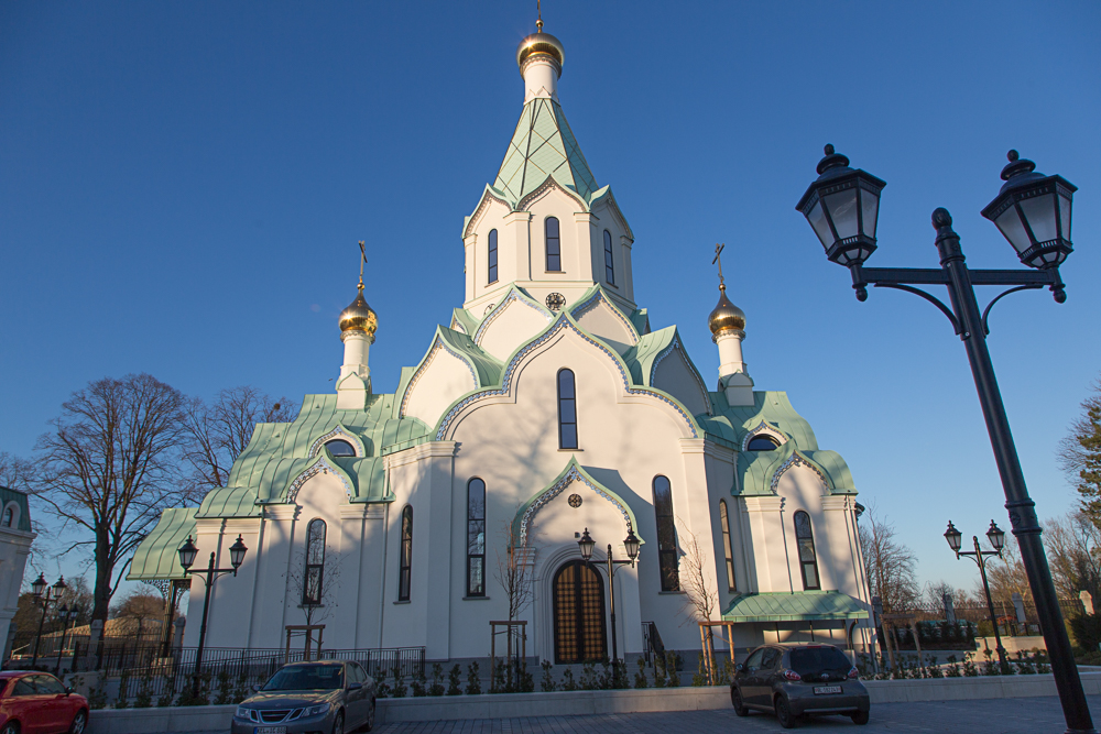Église Orthodoxe Russe Русская.jpg